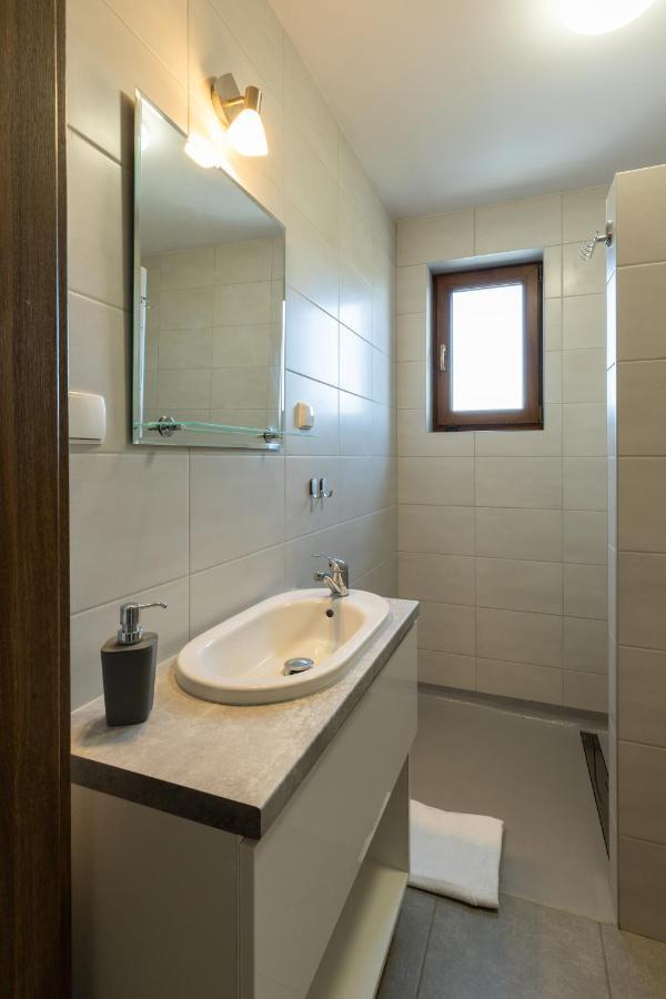 Golden Lofer Apartment Stary Gielad Ngoại thất bức ảnh